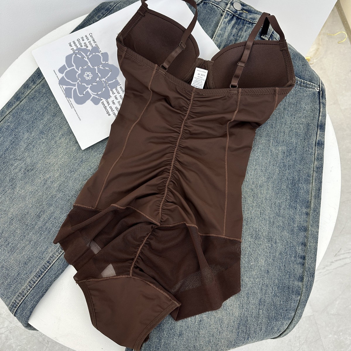 Thin Shapewear Bodysuit with B - Shapewear Bodysuit Firm recension och pris